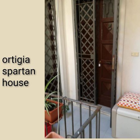 Ortigia Spartan House 2 Syrakus Exterior foto